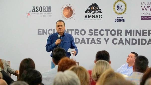 Beltrones se compromete a regresar el fondo minero a Sonora Beltrones se compromete a regresar el fondo minero a Sonora