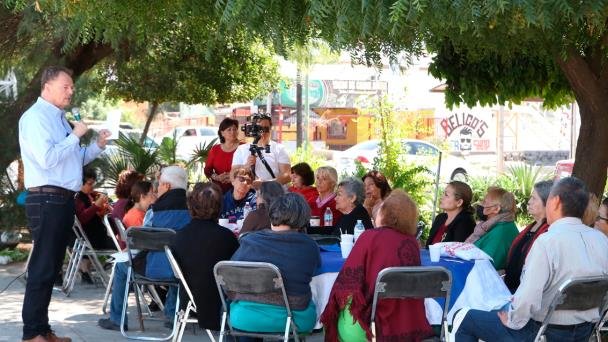 ‘El Borrego’ Gándara se compromete en reunión con vecinos de Fovissste ‘El Borrego’ Gándara se compromete en reunión con vecinos de Fovissste