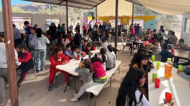 Comedor Golondrinas lleva 8 años apoyando a niños y niñas en Las Cuevitas Comedor Golondrinas lleva 8 años apoyando a niños y niñas en Las Cuevitas
