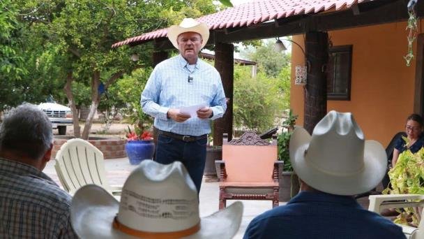 Ernesto Gándara recorre zonas rurales de Hermosillo Ernesto Gándara recorre zonas rurales de Hermosillo