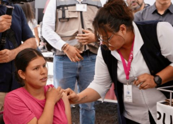 Hay más de 218 mil dosis de vacunas en Sonora