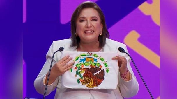 ¿Gálvez será sancionada por mostrar la bandera al revés? ¿Gálvez será sancionada por mostrar la bandera al revés?