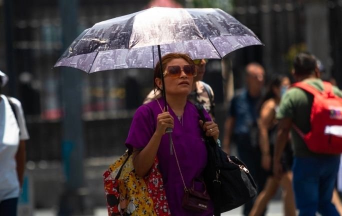 México se enfrenta a una ola de calor extrema con temperaturas superiores a 45°C en 26 estados México se enfrenta a una ola de calor extrema con temperaturas superiores a 45°C en 26 estados