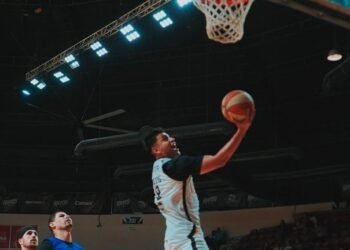 ¡Rayos de Hermosillo inicia playoffs con victoria sobre Halcones de Obregón!