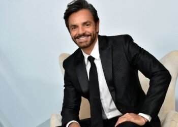 Eugenio Derbez Insta a los Jóvenes a Votar y Critica la Corrupción en los Partidos Políticos