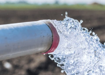 Construcción de pozo profundo en el noroeste de México