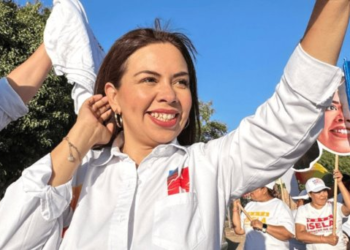 Isela Montes de Oca se compromete con Bahía de Kino