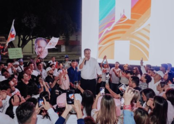 Va Antonio Astiazarán por más cambios e innovación