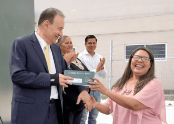 Alfonso Durazo presenta ‘La Clínica es Nuestra’