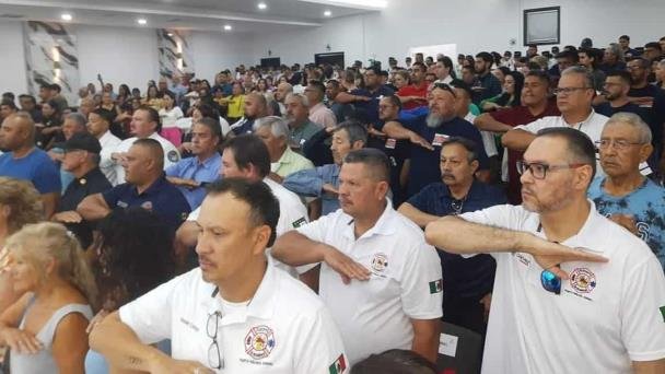 Bomberos de Puerto Peñasco celebran 50 aniversario Bomberos de Puerto Peñasco celebran 50 aniversario