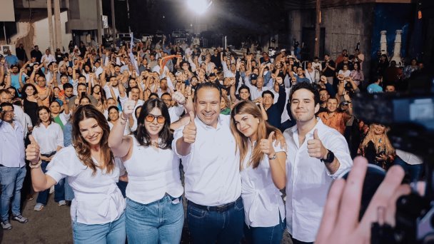 Celebra Antonio Astiazarán el triunfo de Hermosillo Celebra Antonio Astiazarán el triunfo de Hermosillo