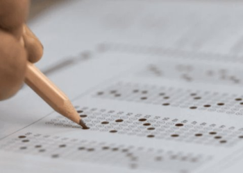 Joven es detenido por usurpación de identidad