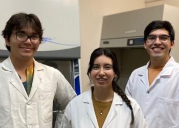 Jóvenes hermosillenses buscan llegar a Chile