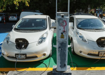 Adquisición de seguros para autos eléctricos aumenta 49.4%