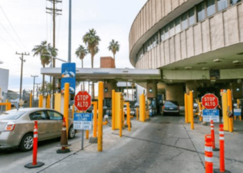 Detienen a hombre con 13 mdp en frontera de Calexico