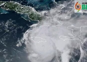 Vientos y lluvias por huracán Beryl