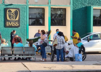 Evacuan a pacientes del IMSS de Empalme por cortocircuito