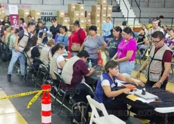 Uniformes escolares en Guaymas; fechas de entrega