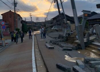 Japón Sufre Sismo de 7.1 y Tsunami; Expertos Advierten Réplicas