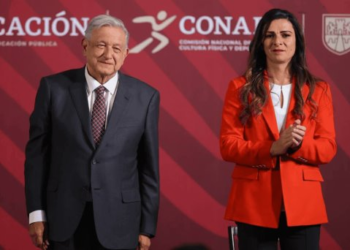 AMLO respalda gestión de Ana Gabriela Guevara