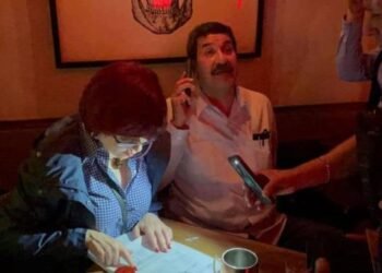 Fiscalía de Chihuahua intenta detener a Javier Corral en CDMX