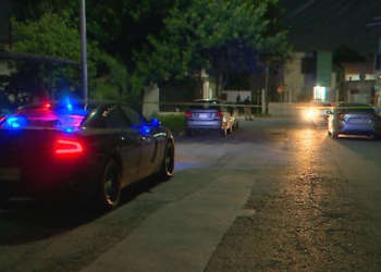 Pareja de adultos mayores resulta herida en balacera