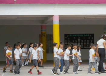 Inicia ciclo escolar con avances en la matrícula