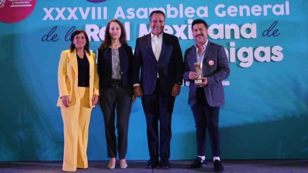 ‘Toño’ Astiazarán en Asamblea de Ciudades Amigas de la Niñez ‘Toño’ Astiazarán en Asamblea de Ciudades Amigas de la Niñez