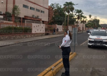 Retiran a indigentes de puente peatonal de la Unison
