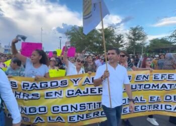 Hermosillenses se movilizan para exigir flexibilidad en pagos a la CFE