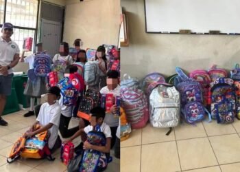 Maestro en Ciudad Obregón regala mochilas y útiles escolares a sus 23 alumnos