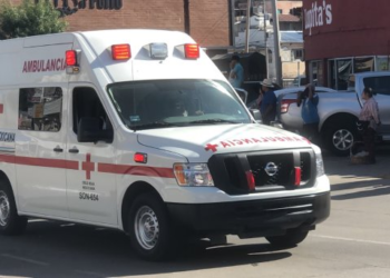 Golpean a hombre con bat de beisbol en Nogales