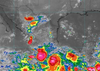 Huracán John alcanza categoría 3