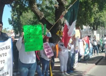 Se manifiestan trabajadores del Poder Judicial