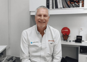 Aumenta venta de autos eléctricos e híbridos