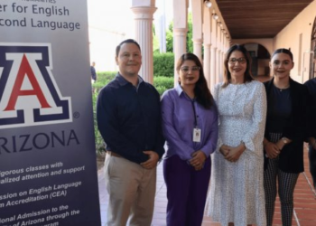 Universidad de Arizona impulsa cursos de inglés en Sonora