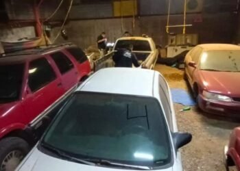 Recuperan 7 autos robados en un taller de Hermosillo y aseguran drogas en Cajeme