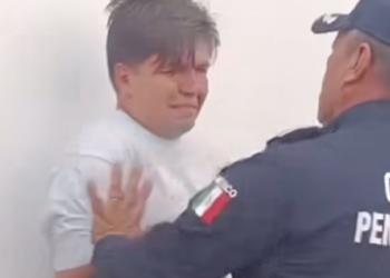 Fofo Márquez recibe golpiza en penal de Barrientos; su defensa podría usar el video para reducir su condena