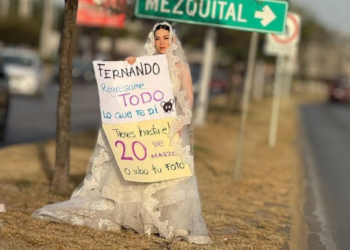 “¡Devuélveme todo, Fernando!”: Novia despechada se vuelve viral en la calle