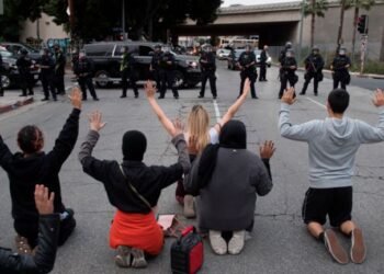 Enfrentamientos en Los Ángeles por política migratoria de Trump