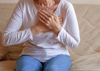 Fallece mujer de 71 años por causas naturales