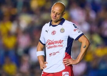 Chicharito Hernández ofrece disculpas tras polémicos comentarios señalados como machistas