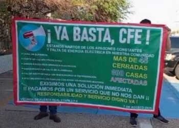 Vecinos de Puerta Real protestan contra CFE por apagones constantes en verano