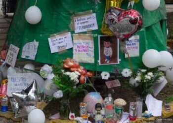 Vecinos rinden homenaje a Fernandito; llaman a proteger a los niños y evitar más tragedias