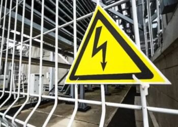 Mujer muere electrocutada mientras realizaba labores de limpieza en empresa de Hermosillo