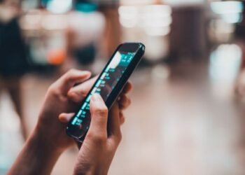 Detienen en Hermosillo a joven con celular robado, drogas y un cuchillo gracias al GPS del dispositivo