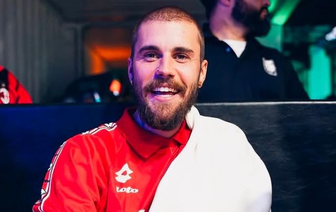 Justin Bieber muestra su lado más mexicano al unirse a una banda sinaloense Justin Bieber muestra su lado más mexicano al unirse a una banda sinaloense