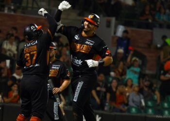 Naranjeros rugen en el Valenzuela: grand slam de Darick Hall asegura la serie