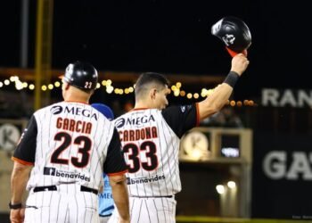 Naranjeros doblega a Yaquis y Cardona entra al club de los 500 hits