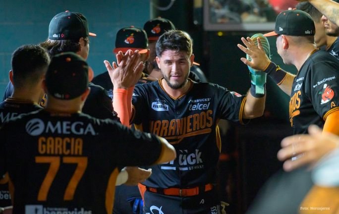 Naranjeros arrasan con 17 imparables y retoman el liderato de la LMP Naranjeros arrasan con 17 imparables y retoman el liderato de la LMP
